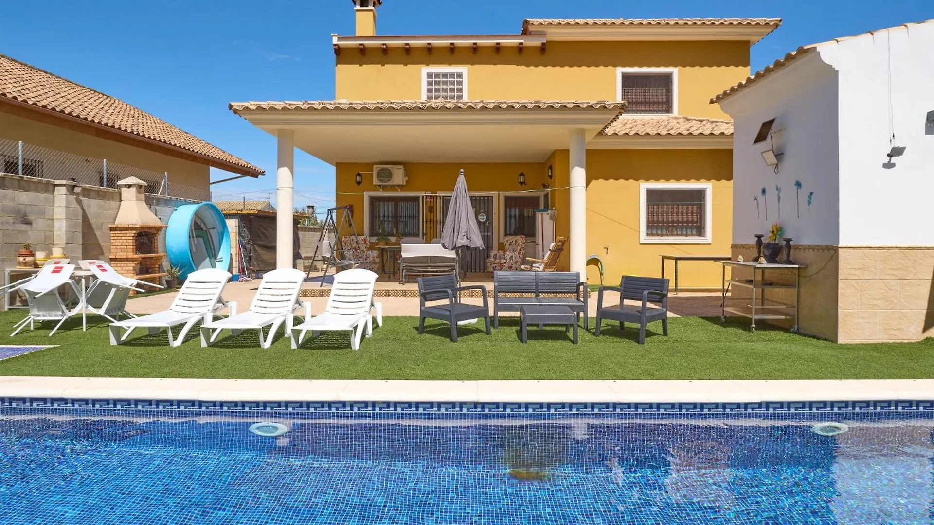 Holiday home Marisol' House Villa Puente Genil Spain
